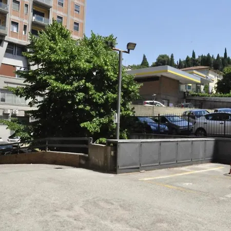 Minimetro With Easy Access To Center & Parking Apartment Perugia