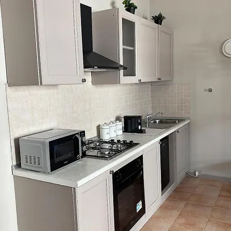 Apartment Minimetro With Easy Access To Center & Parking *