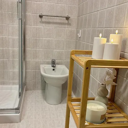 Minimetro With Easy Access To Center & Parking Apartment